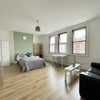 Photo 6: Room 4 