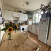 Photo 7: Kitchen area 
