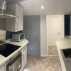 Photo 7: Kitchen