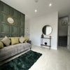 Photo 7: Communal living room