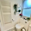 Photo 6: Bathroom