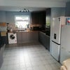 Photo 2: kitchen