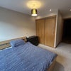 Photo 3: Room with walk-in wardrobe