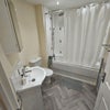 Photo 3: Large Ensuite Bathroom with bath tub