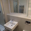 Photo 4: En-suite bathroom