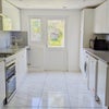 Photo 2: Kitchen
