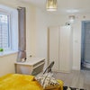Photo 6: Room 2 - Ensuite