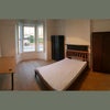 Photo 6: Room 1