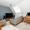 Photo 4: Lounge