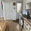 Photo 9: Kitchenette /entrance