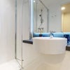 Photo 3: en-suite 