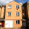 Photo 8: Exterior
