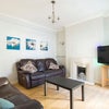 Photo 2: Lounge
