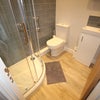 Photo 9: Room 2 En suite 