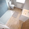 Photo 6: Room 3 En suite 