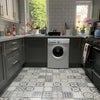 Photo 4: Lovely kitchen 