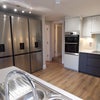 Photo 4: kitchen