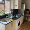Photo 4: kitchen