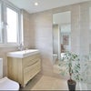 Photo 4: Bathroom