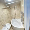 Photo 4: Shared bathroom 1