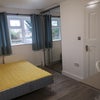 Photo 4: Ensuite room