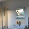Photo 4: En-suite bathroom