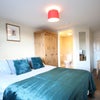 Photo 2: Room 1 - en suite - available NOW