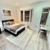 Photo 6: Room 3