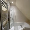 Photo 9: En suite bathroom
