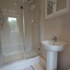 Photo 4: En-suite bathroom