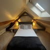 Photo 5: Bedroom/double bed