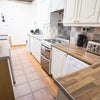 Photo 7: Kitchen 