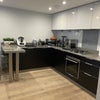 Photo 3: Kitchen