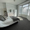 Photo 1: Room 1