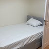 Photo 8: Room 1