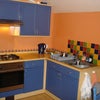 Photo 4: kitchen