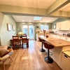 Photo 4: Kitchen