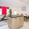 Photo 2: Kitchen