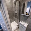 Photo 4: En-suite 