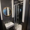 Photo 1: Ensuite