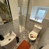 Photo 4: En Suite bathrooms