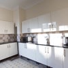 Photo 9: Kitchen 