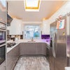 Photo 4: Kitchen