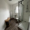 Photo 4: En-suite
