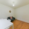 Photo 7: Livingroom