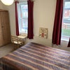 Photo 4: 1st floor en-suite 
