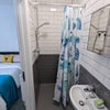 Photo 4: En-suite
