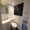 Photo 4: En suite 