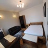 Photo 9: Room 1