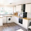 Photo 2: Kitchen